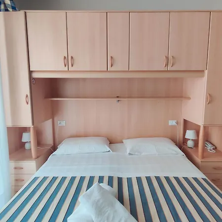 Hotel Riviera-2